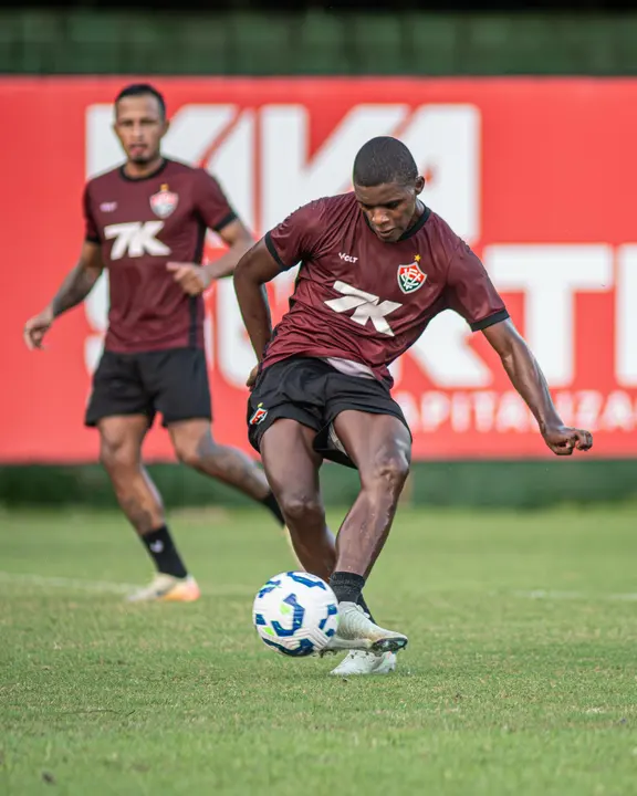 Mirassol e Vitória duelam por diferentes metas no Brasileirão