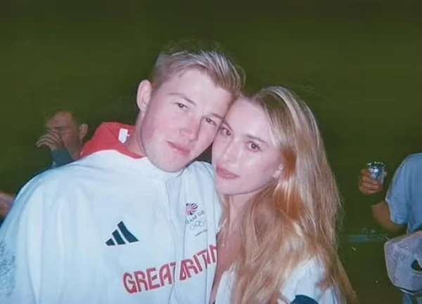 Luxo e cifras milionárias: Herdeira da Apple se casa em cerimônia de R$ 40 milhões com show de Elton John