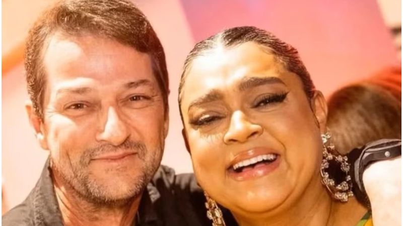 Preta Gil revela pedido íntimo a Marcelo Serrado em autobiografia e relembra episódio com bom humor
