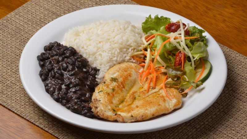 Feijão e outras leguminosas: aliados do coração e da saúde vascular no prato do brasileiro