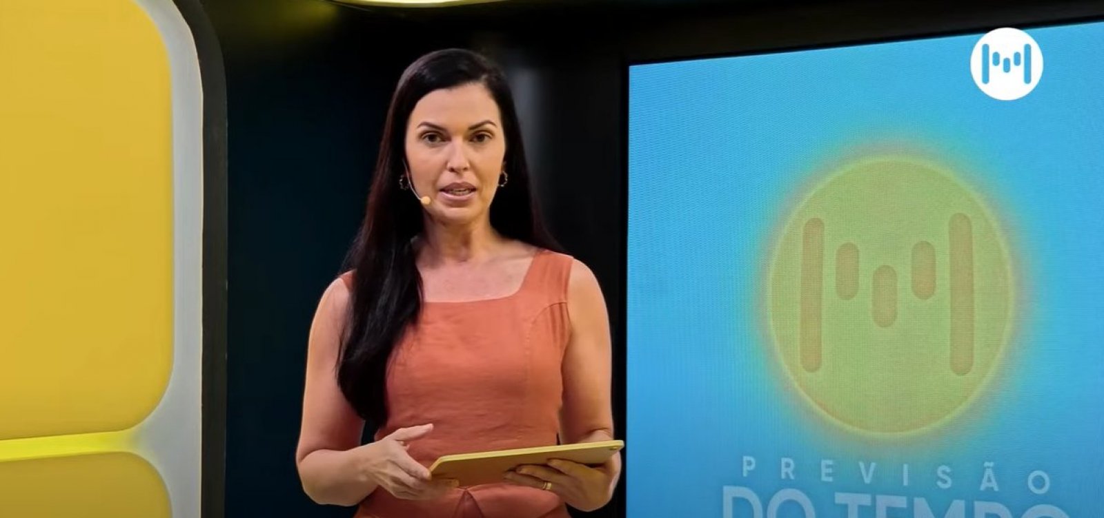 Thaic Carvalho é a nova voz da previsão do tempo na Rádio Metropole