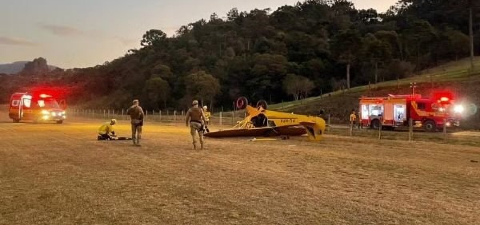 Acidente aéreo em SC deixa um morto e uma mulher gravemente ferida
