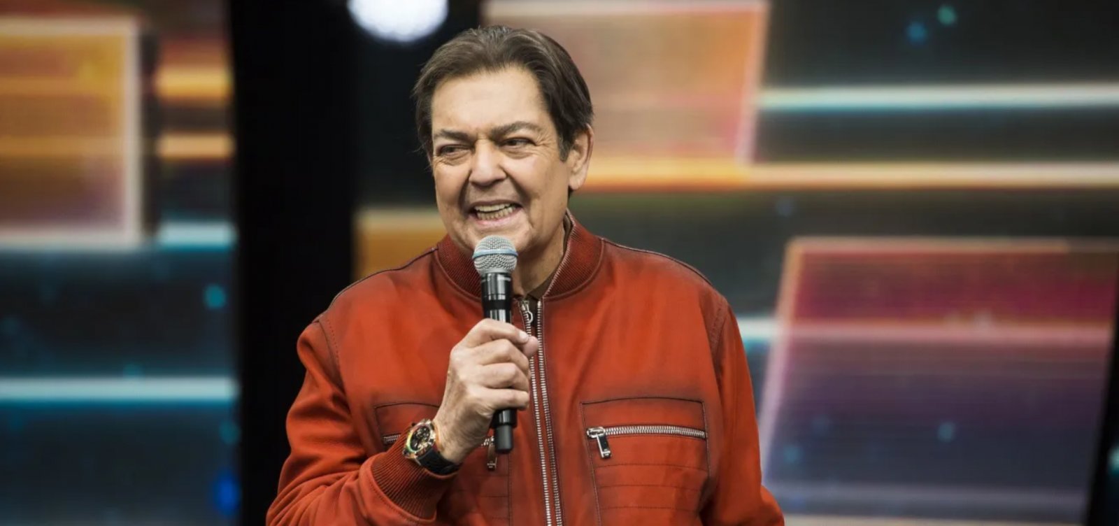 Faustão deixa UTI e apresenta melhora após transplantes no Albert Einstein