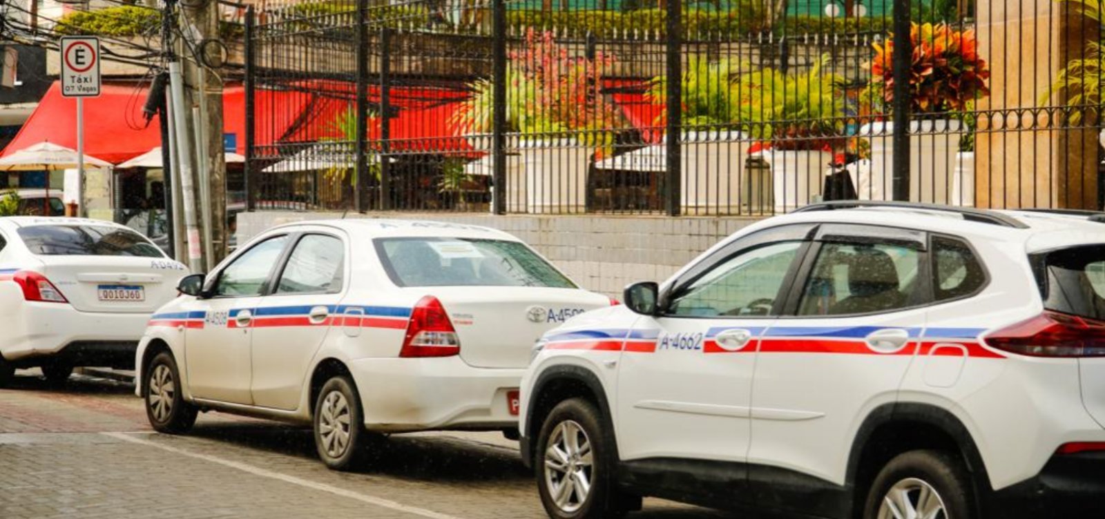 Inspeção anual de táxis em Salvador começa nesta segunda; prazo vai até 19 de outubro