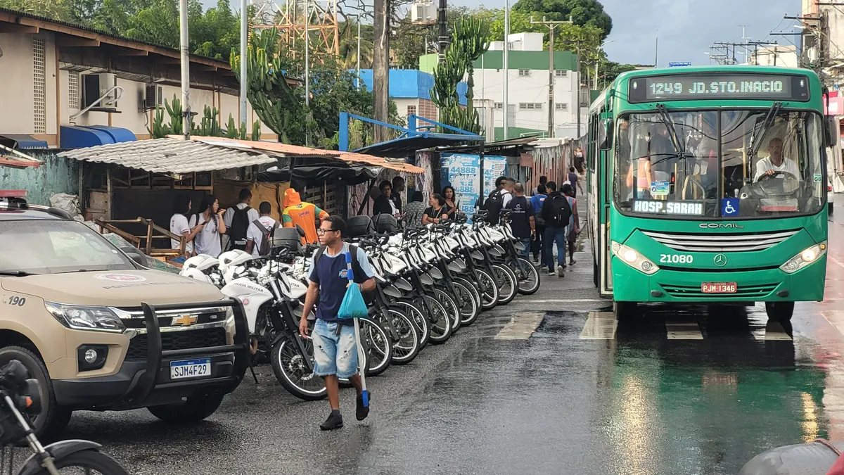 Tiroteios interrompem circulação de ônibus no Engenho Velho da Federação