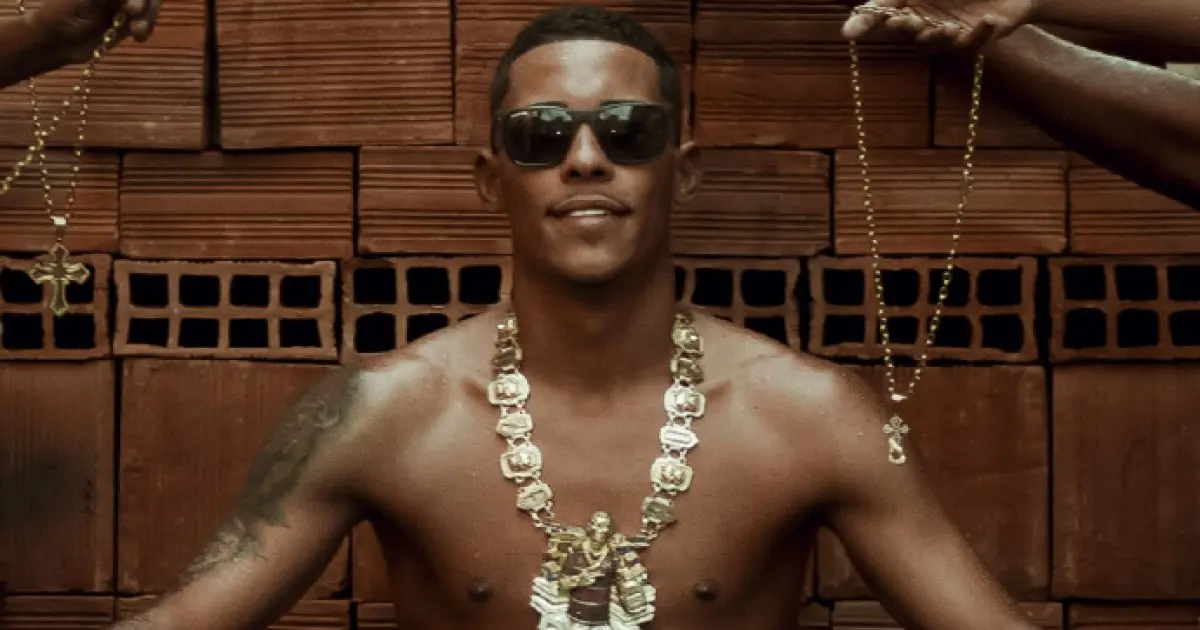 MC Poze do Rodo é denunciado por tortura e extorsão contra ex-empresário