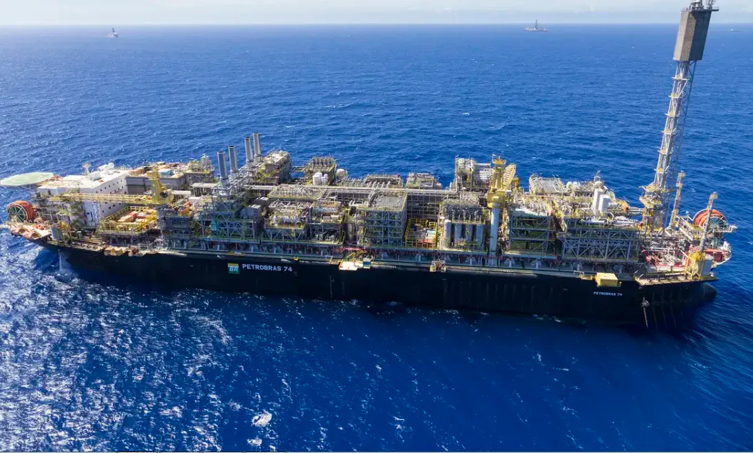 Maior reserva de petróleo e gás em 25 anos é descoberta na Bacia de Santos