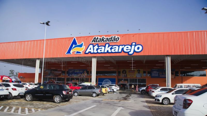Atakarejo inaugura duas novas lojas na Bahia e gera 700 empregos diretos
