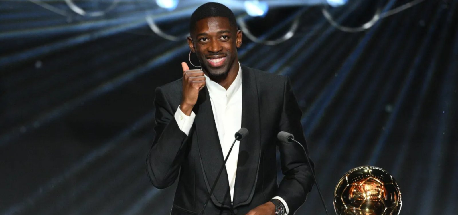 Dembélé, do PSG, conquista a Bola de Ouro e é eleito melhor jogador do mundo em 2025