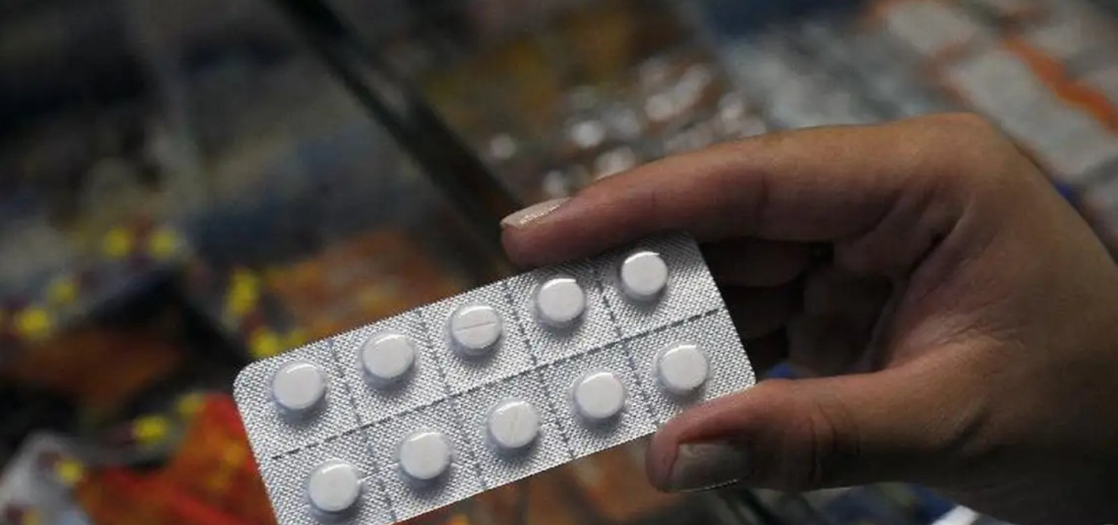 Anvisa descarta ligação entre paracetamol na gravidez e autismo