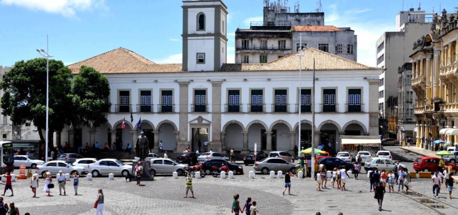 Câmara de Salvador aprova pacote de projetos em sessão extraordinária