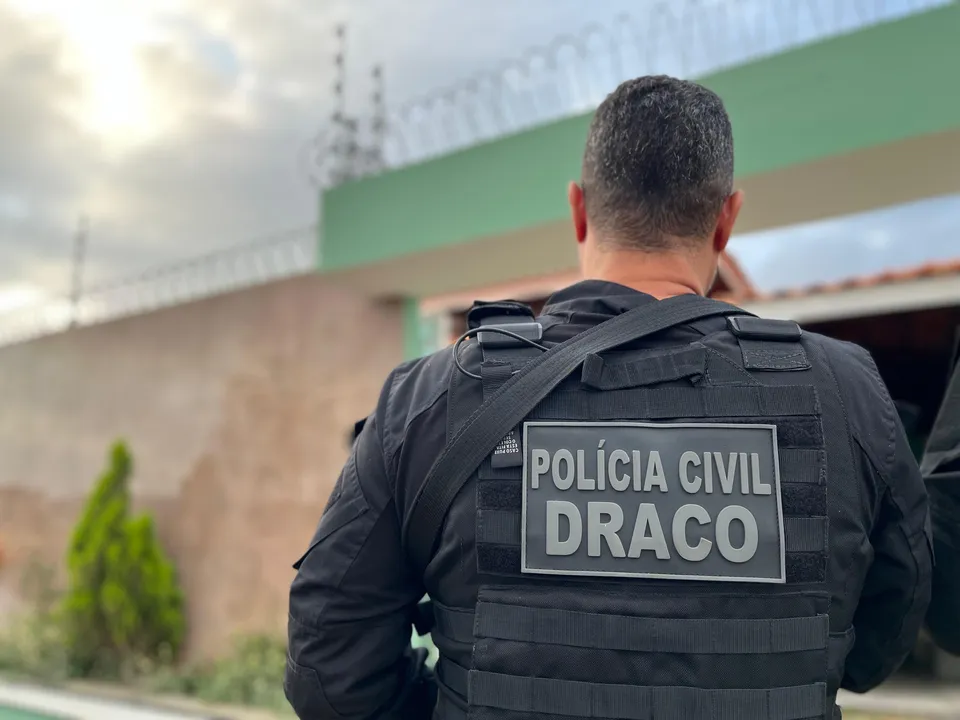 Polícia Civil deflagra operação contra grupo de tráfico e lavagem de dinheiro na Bahia