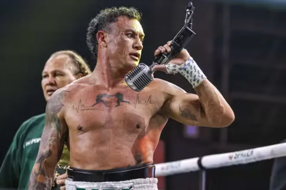 Popó será submetido a cirurgia após confusão em luta contra Wanderlei Silva