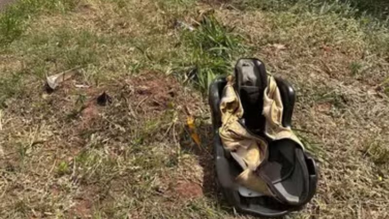 Criança morre após cadeirinha ser arremessada em acidente no Paraná; especialistas alertam para instalação correta