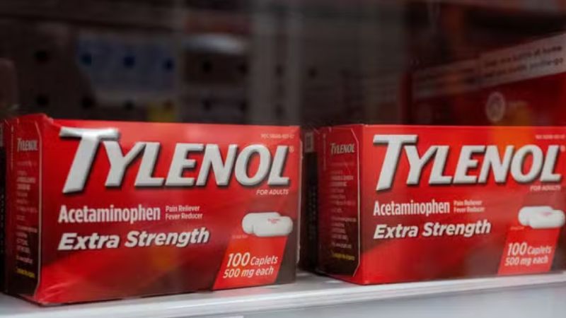 OMS desmente Trump e afirma que não há relação entre paracetamol na gravidez e autismo