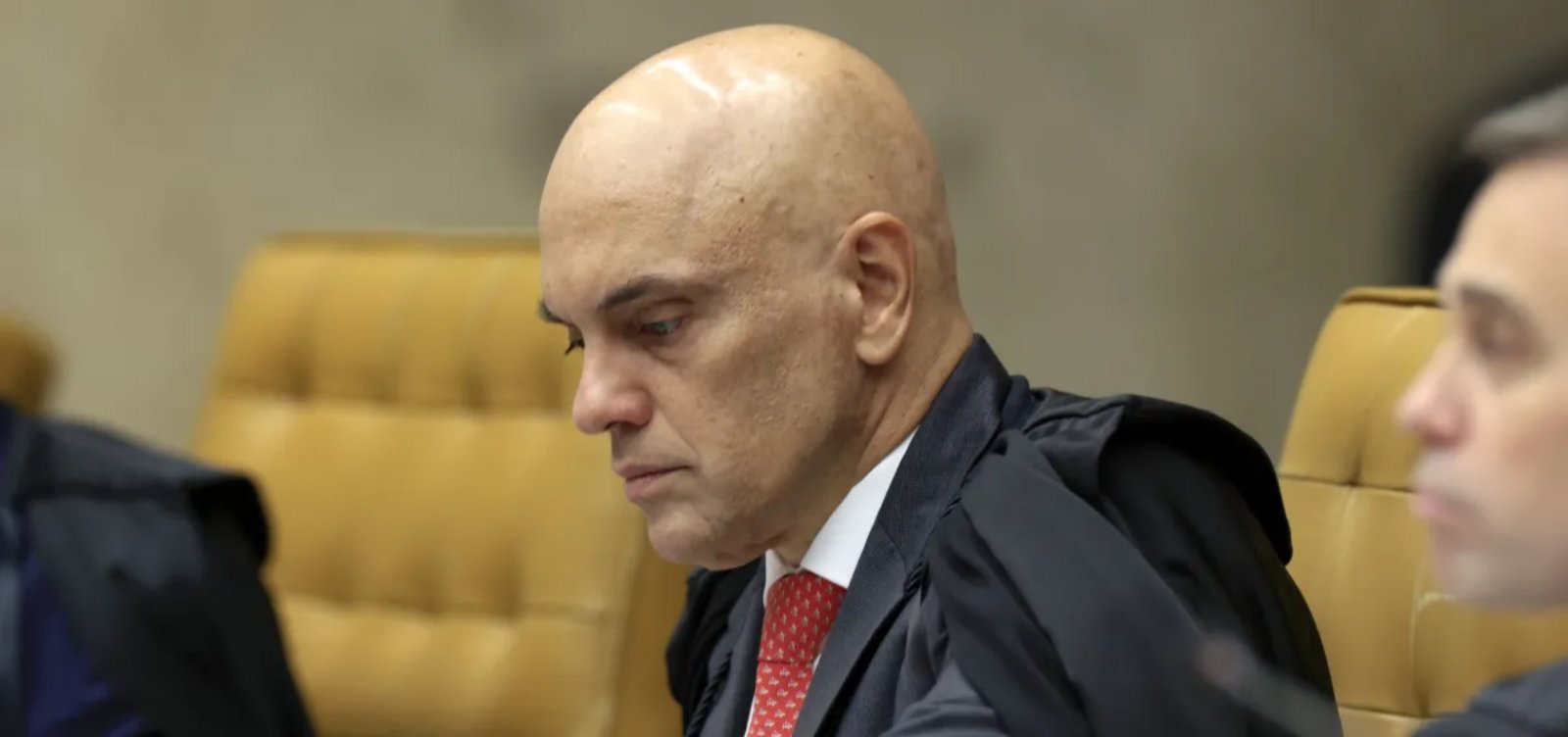 Moraes manda soltar réu dos atos de 8 de janeiro após constatação de erro judicial