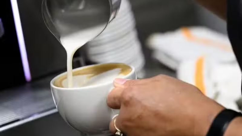 Trump diz a Lula que EUA “sentem falta” do café brasileiro; tarifa de 50% afeta exportações e eleva preços nos EUA