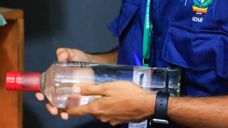 É seguro beber cerveja, vinho ou chope? Especialistas alertam para riscos e recomendam cautela diante da ameaça do metanol