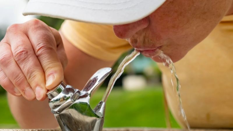 Projeto de Lei propõe instalação de bebedouros públicos na orla de Salvador