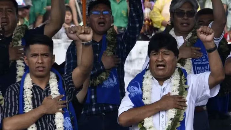 Bolívia realiza 2º turno presidencial sem a esquerda após 20 anos de hegemonia do MAS