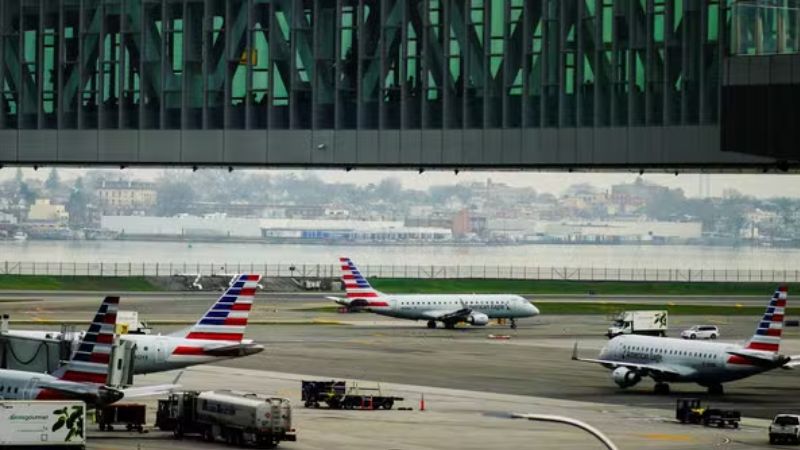 Shutdown paralisa governo dos EUA após impasse no Congresso sobre orçamento