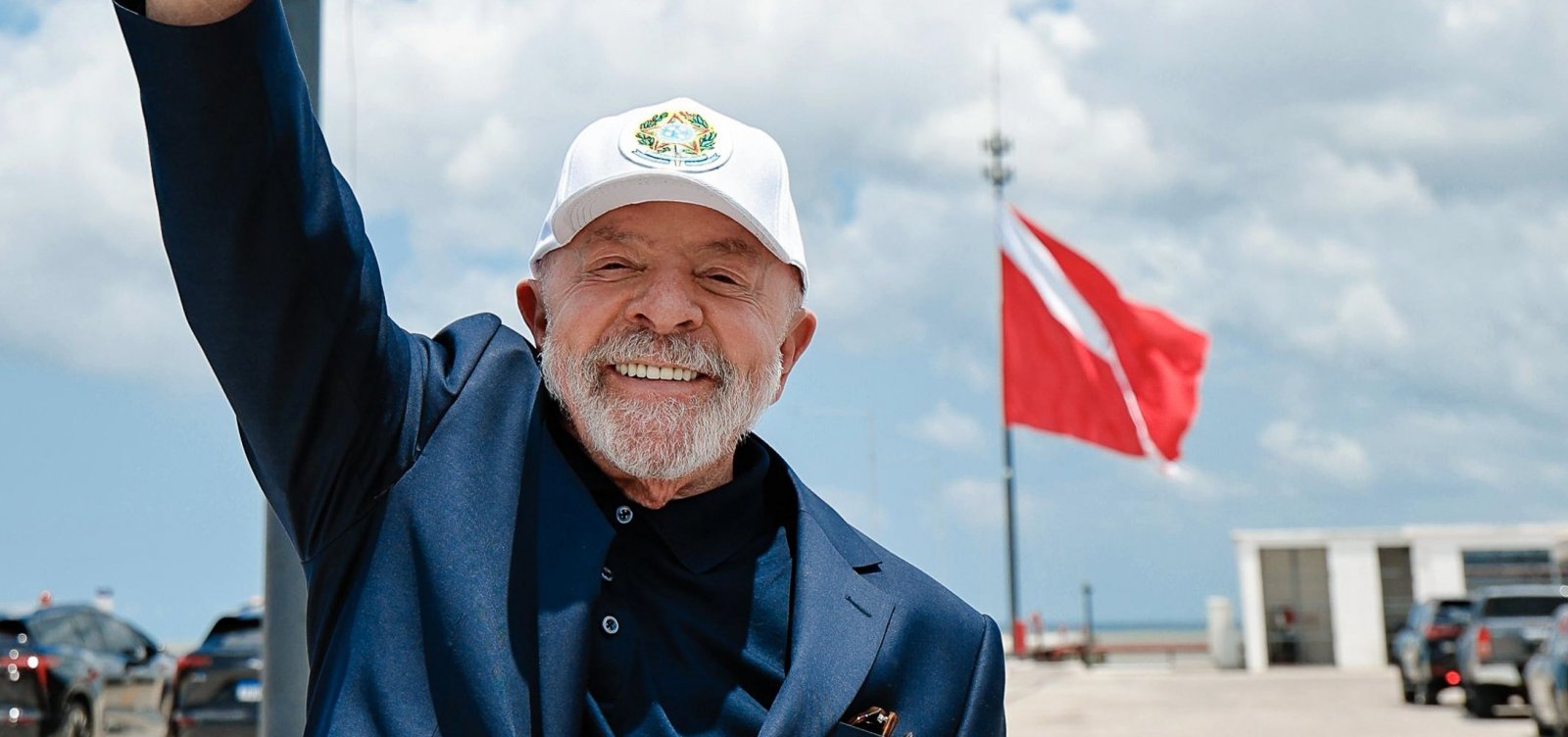 Líderes globais se reúnem em Belém para a Cúpula do Clima; Lula conduz debates sobre florestas e oceano