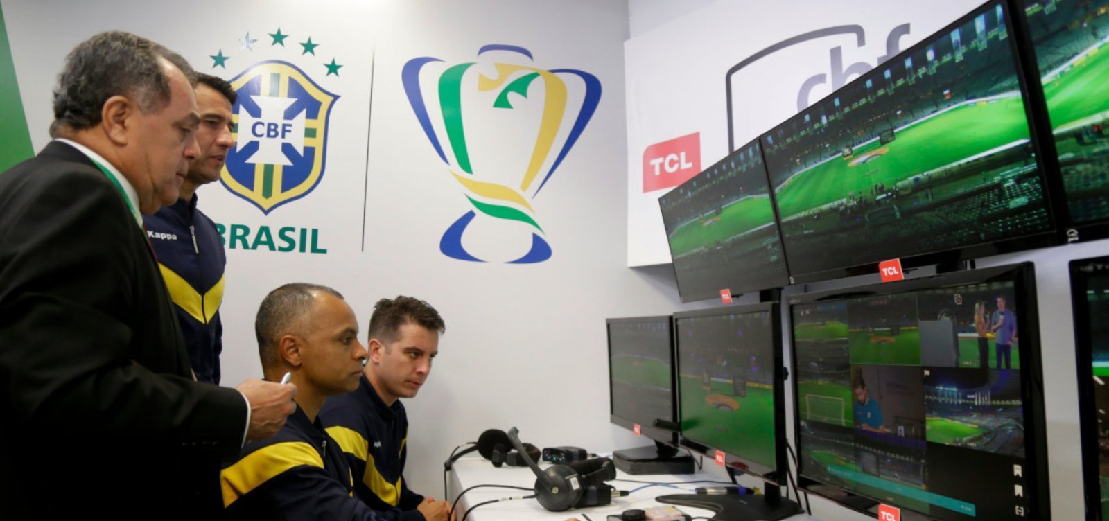Fifa estuda flexibilizar protocolo do VAR para a Copa do Mundo de 2026