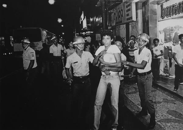 Assembleia Legislativa da Bahia aprova lei que proíbe homenagens ao regime militar