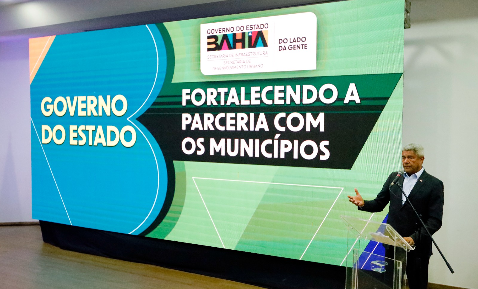Bahia anuncia pacote de R$ 252 milhões para obras de infraestrutura em 31 municípios