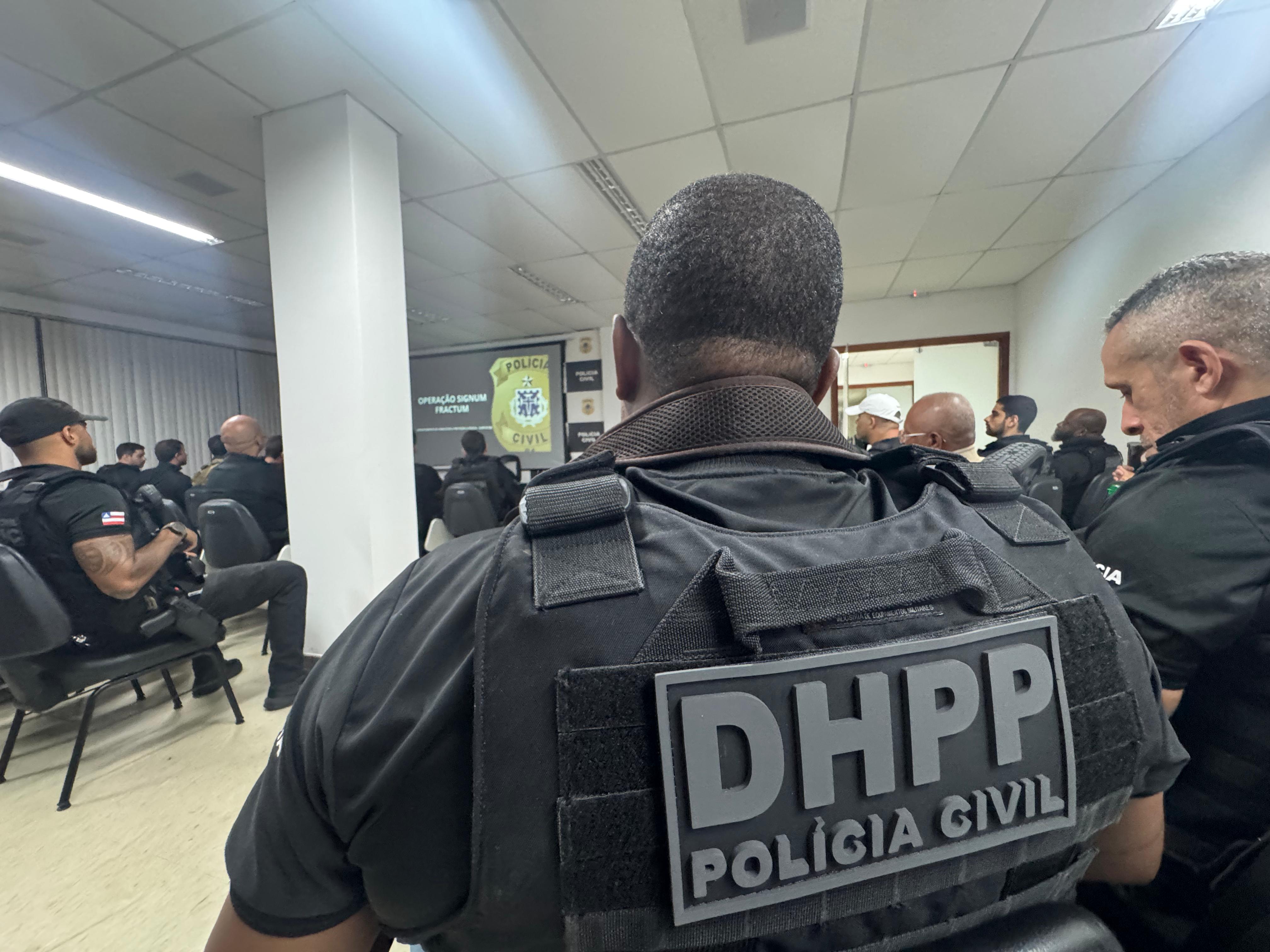 Operação policial identifica dois suspeitos de envolvimento na morte de técnicos de internet em Salvador
