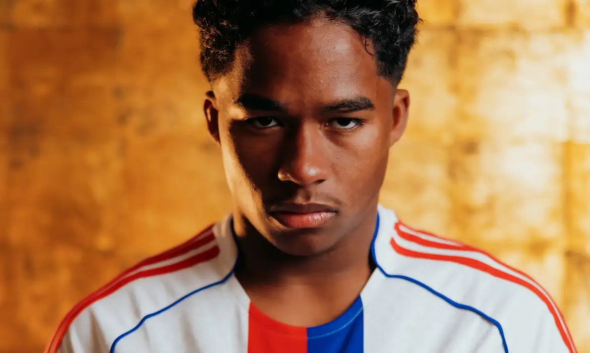 Lyon oficializa empréstimo de Endrick até o fim da temporada europeia