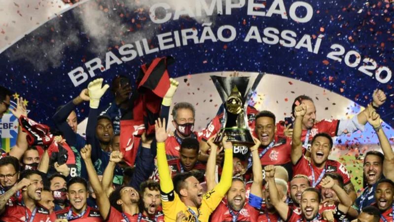 Ranking atualizado dos campeões brasileiros após título do Flamengo em 2025