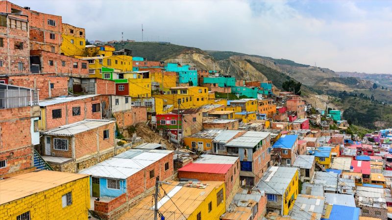 Censo revela dificuldades de acesso em favelas e impacto nos serviços públicos