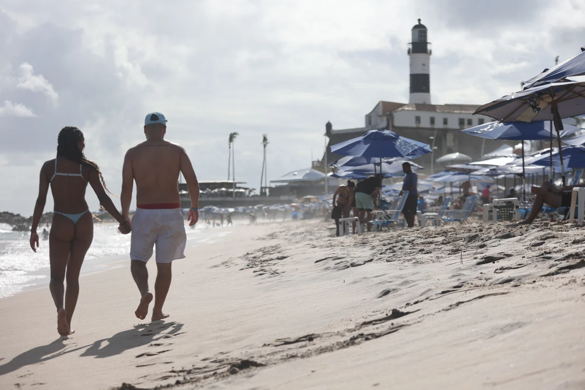 Governo federal publica calendário de feriados e pontos facultativos de 2026; maioria cai em dias úteis