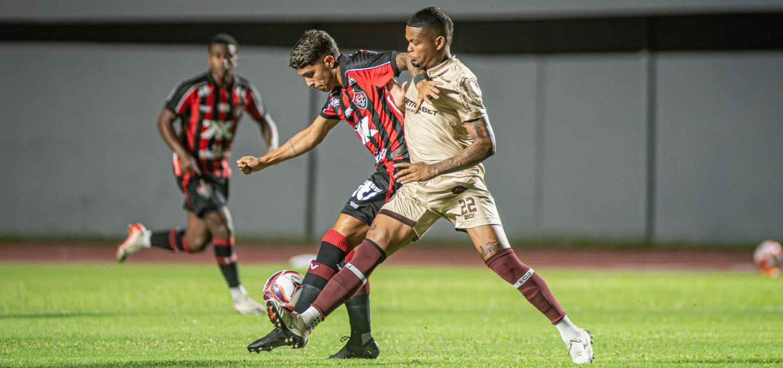 Jacuipense e Vitória ficam no empate sem gols na abertura da 2ª rodada do Baianão