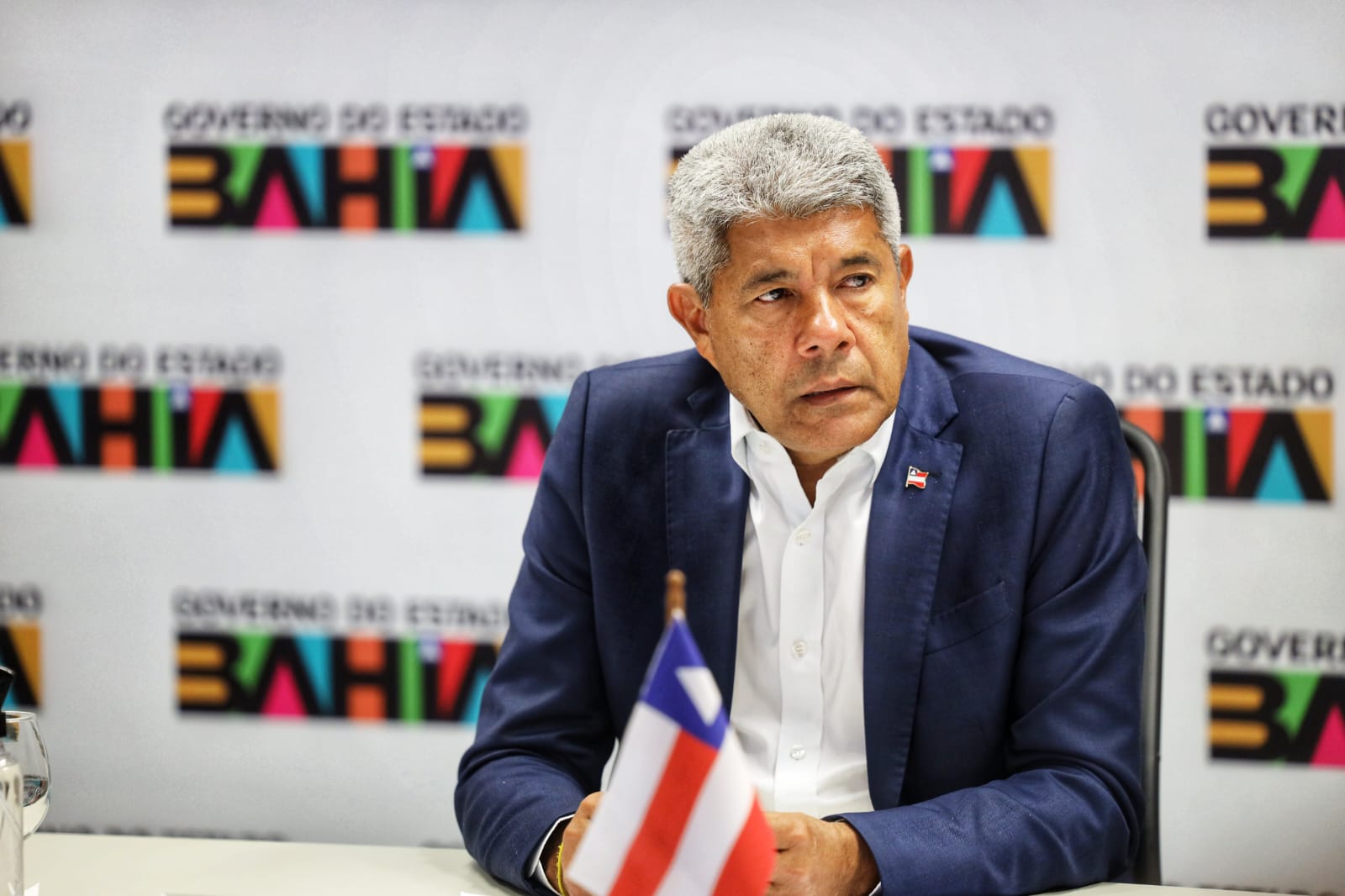 Governador sanciona lei que veta homenagens à ditadura militar em espaços e atos oficiais