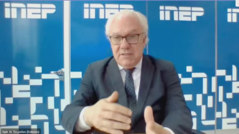 Impasse no uso do Enem como certificado do ensino médio gera preocupação entre estudantes