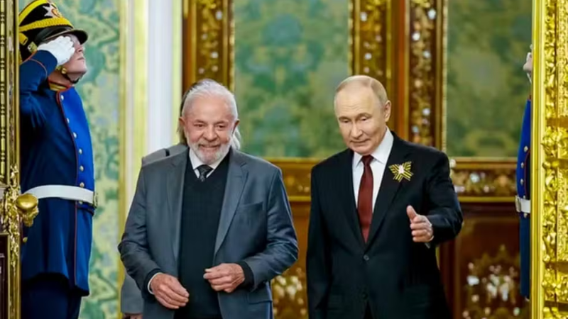 Lula e Putin discutem crise na Venezuela e reforçam cooperação internacional