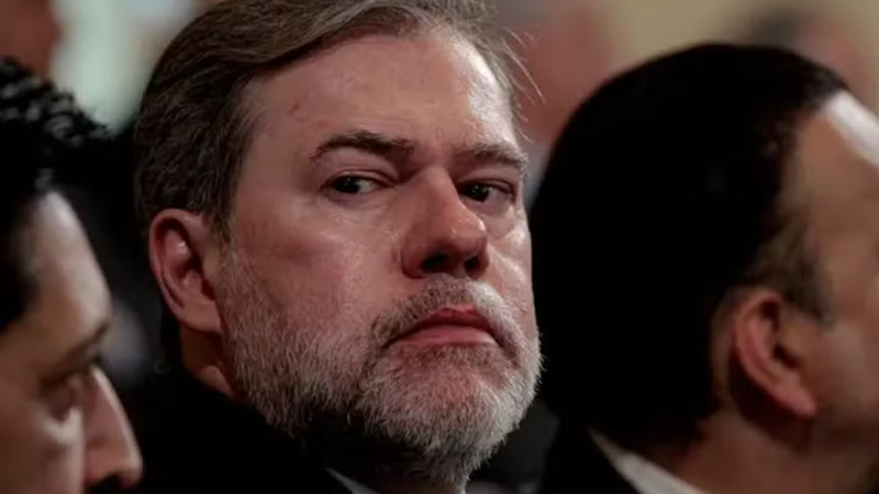 Toffoli critica demora da PF em operação contra Vorcaro e grupo ligado ao Banco Master