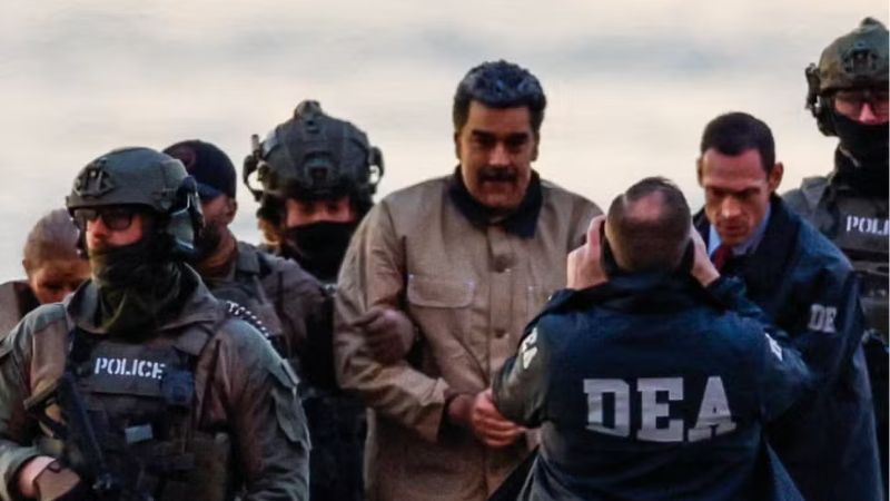 Nicolás Maduro é transferido em Nova York antes de audiência; vice assume governo interinamente na Venezuela
