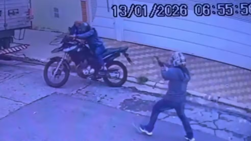 Homem intervém em assalto com arma de choque em Pirituba e só recua após disparo para o alto