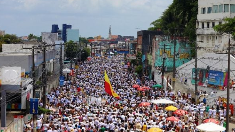 Lavagem do Bonfim: tradição que mobiliza Salvador, mas não é feriado oficial