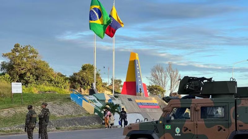 Exército brasileiro reforça fiscalização na fronteira com a Venezuela após ataque dos EUA