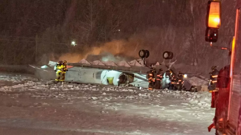 Queda de avião no Maine deixa sete mortos e um ferido