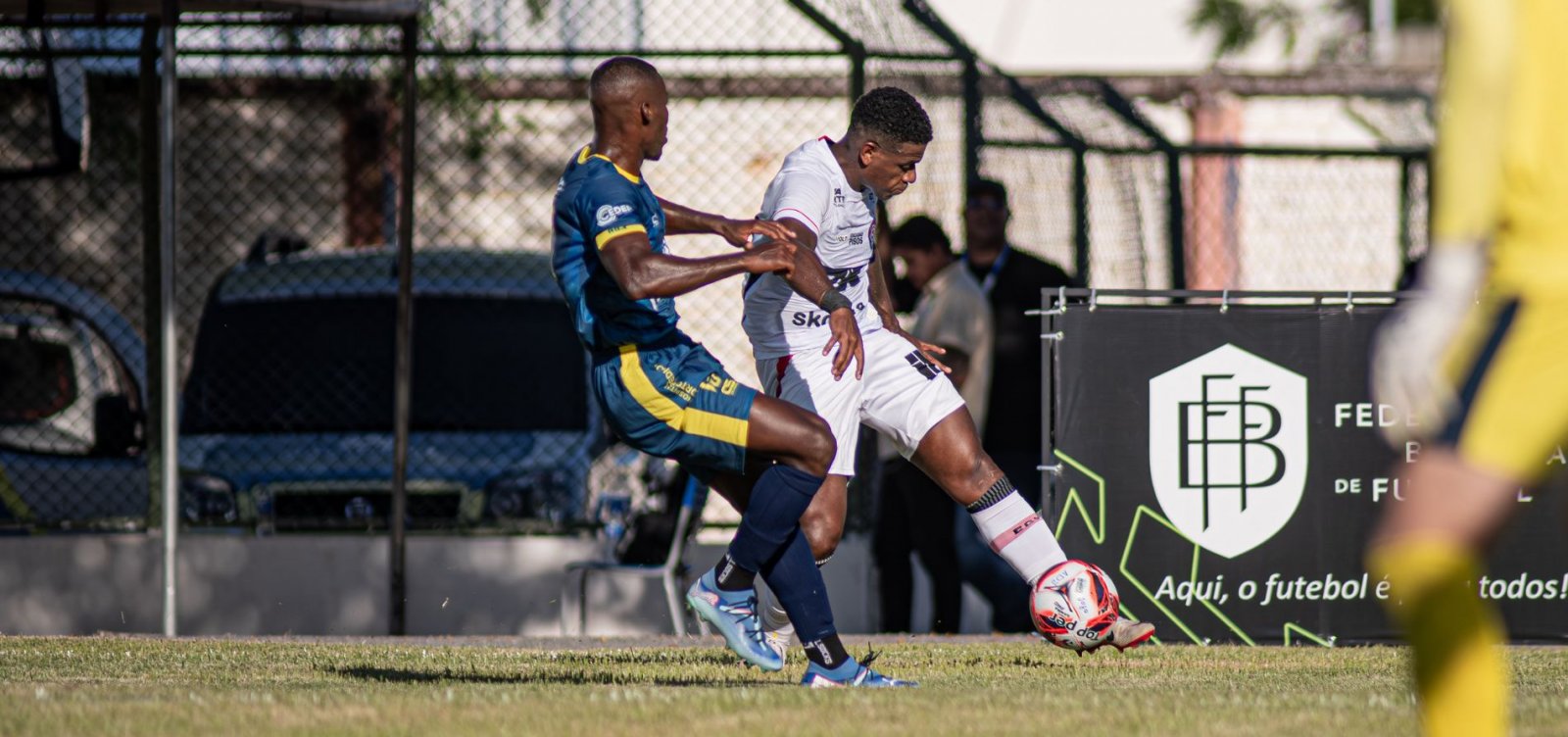 Jequié e Vitória ficam no empate em duelo agitado no Waldomiro Borges pelo Baianão