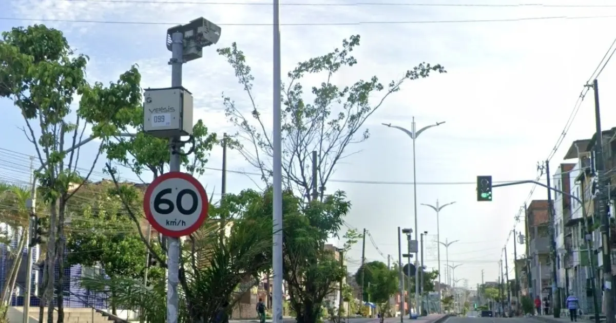 Salvador testa radar com Inteligência Artificial na Suburbana para flagrar motos sem capacete