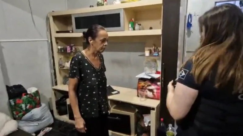 Avó e piloto presos em esquema de exploração sexual de menores