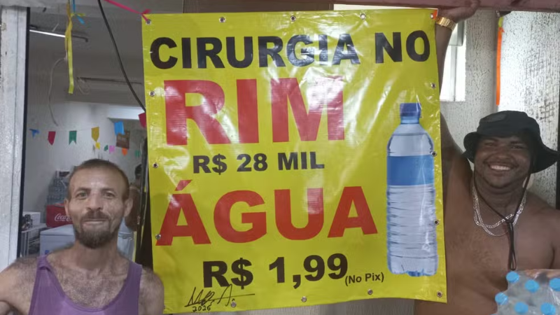 Humor e criatividade viram estratégia para atrair foliões no Carnaval do Recife