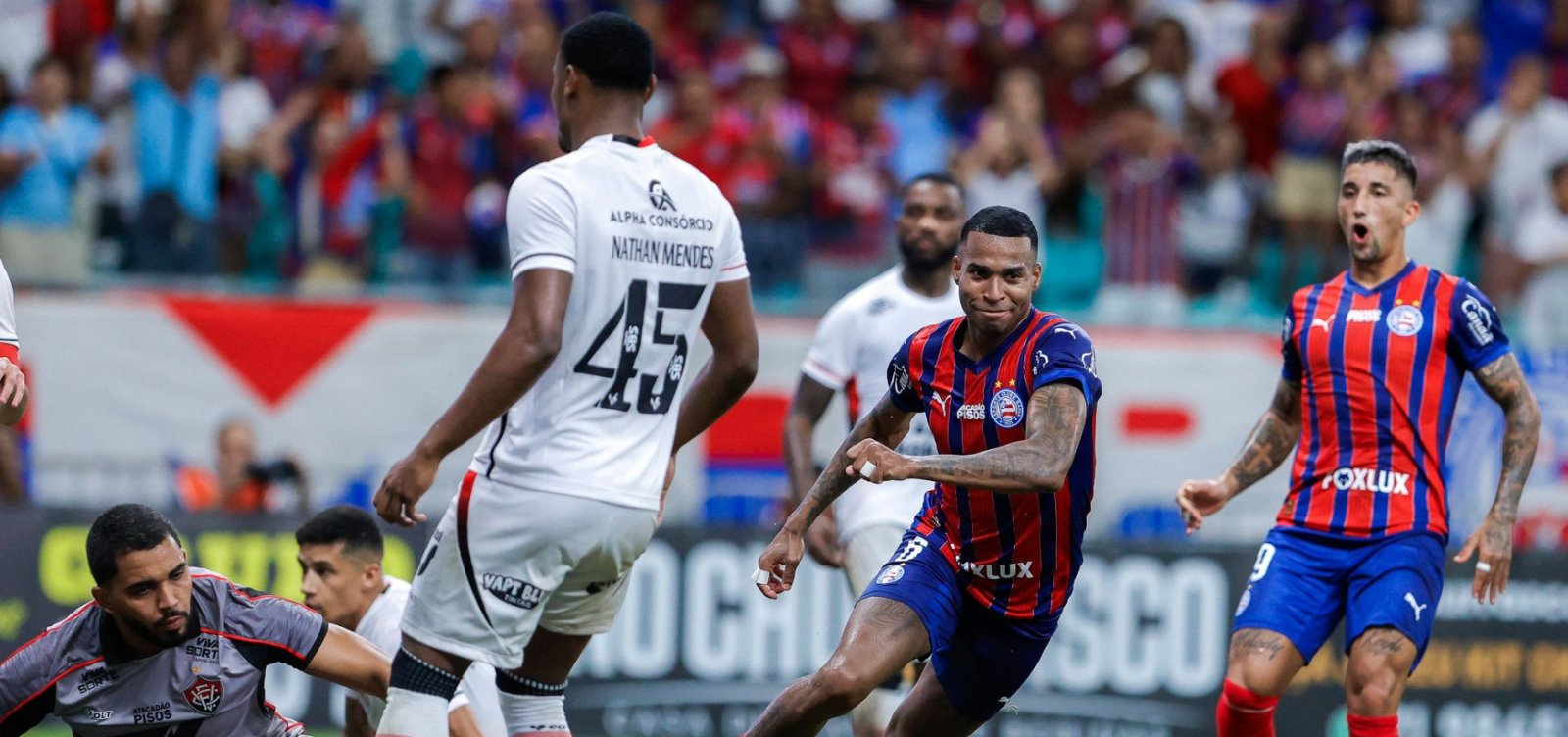 Bahia vira sobre o Vitória na Fonte Nova e conquista o bicampeonato baiano