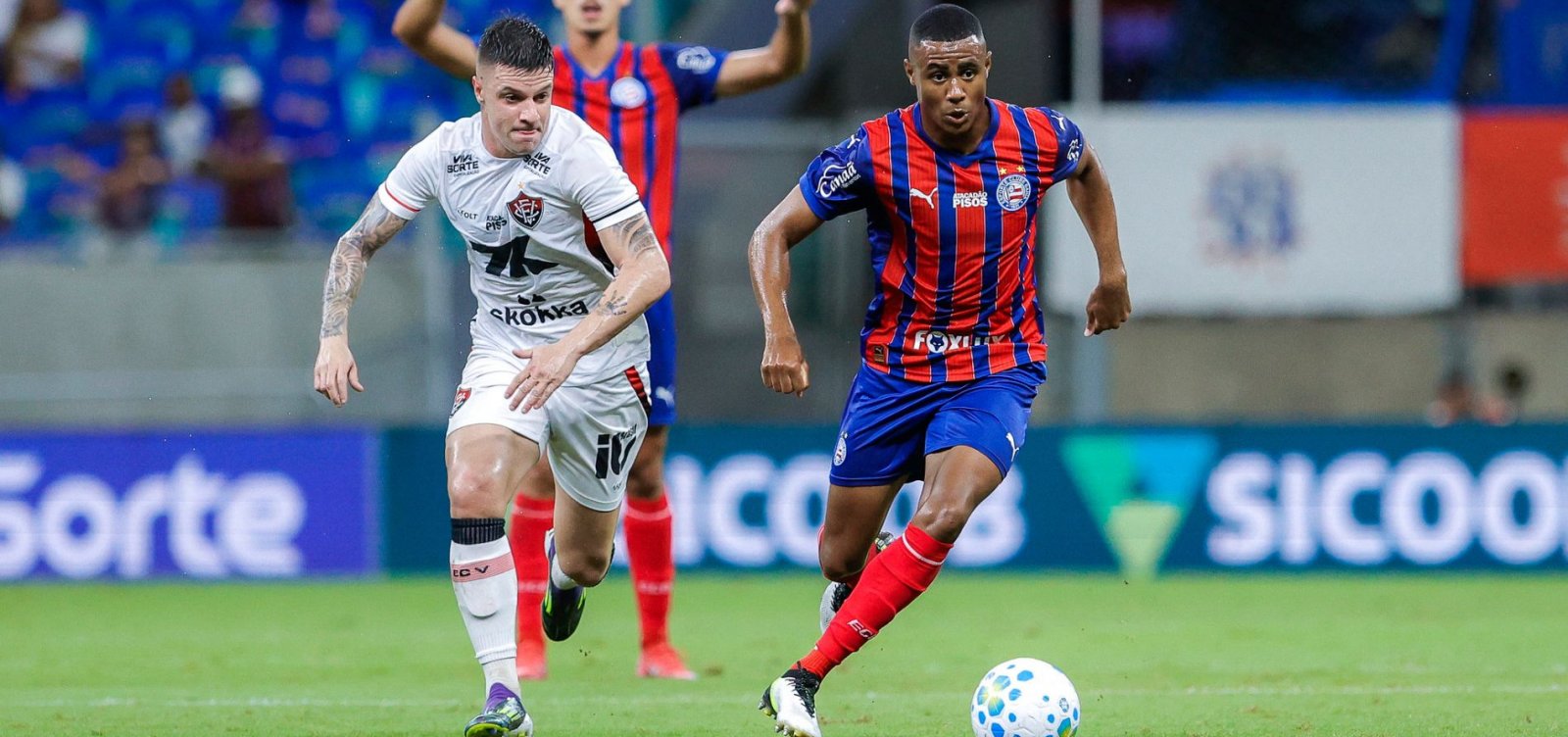 Bahia e Vitória empatam em 1 a 1 em clássico Ba-Vi movimentado na Arena Fonte Nova